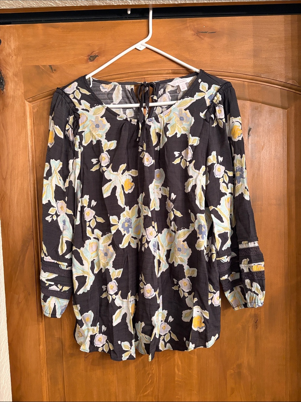 LC Lauren Conrad Black Floral Peasant Tunic - Yellow & Cream Accents